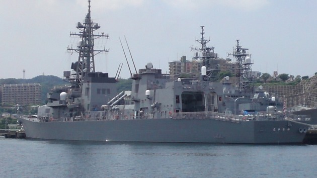 横須賀軍港　護衛艦たかなみ.jpg