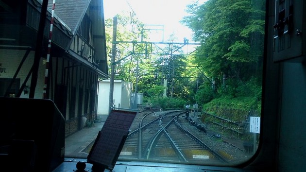 箱根登山鉄道　車内から見た風景.jpg